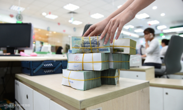 Debt collectors prohibited from spray painting, defaming borrowers