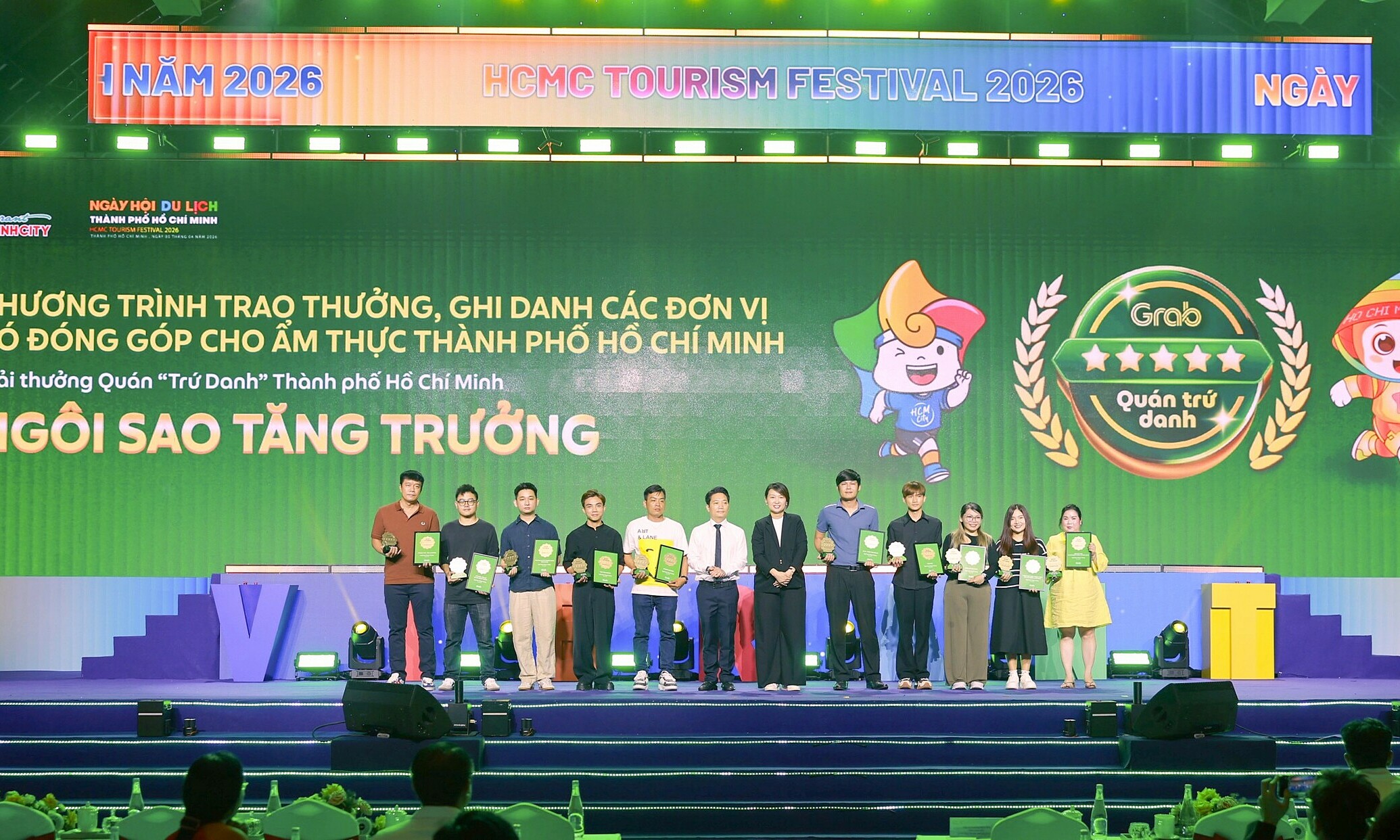 60 eateries in Ho Chi Minh City honored by GrabFood with 'distinguished' awards