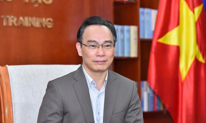 Hoang Minh Son appointed minister of education and training