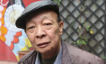 Poet Nguyen Duc Mau passes away