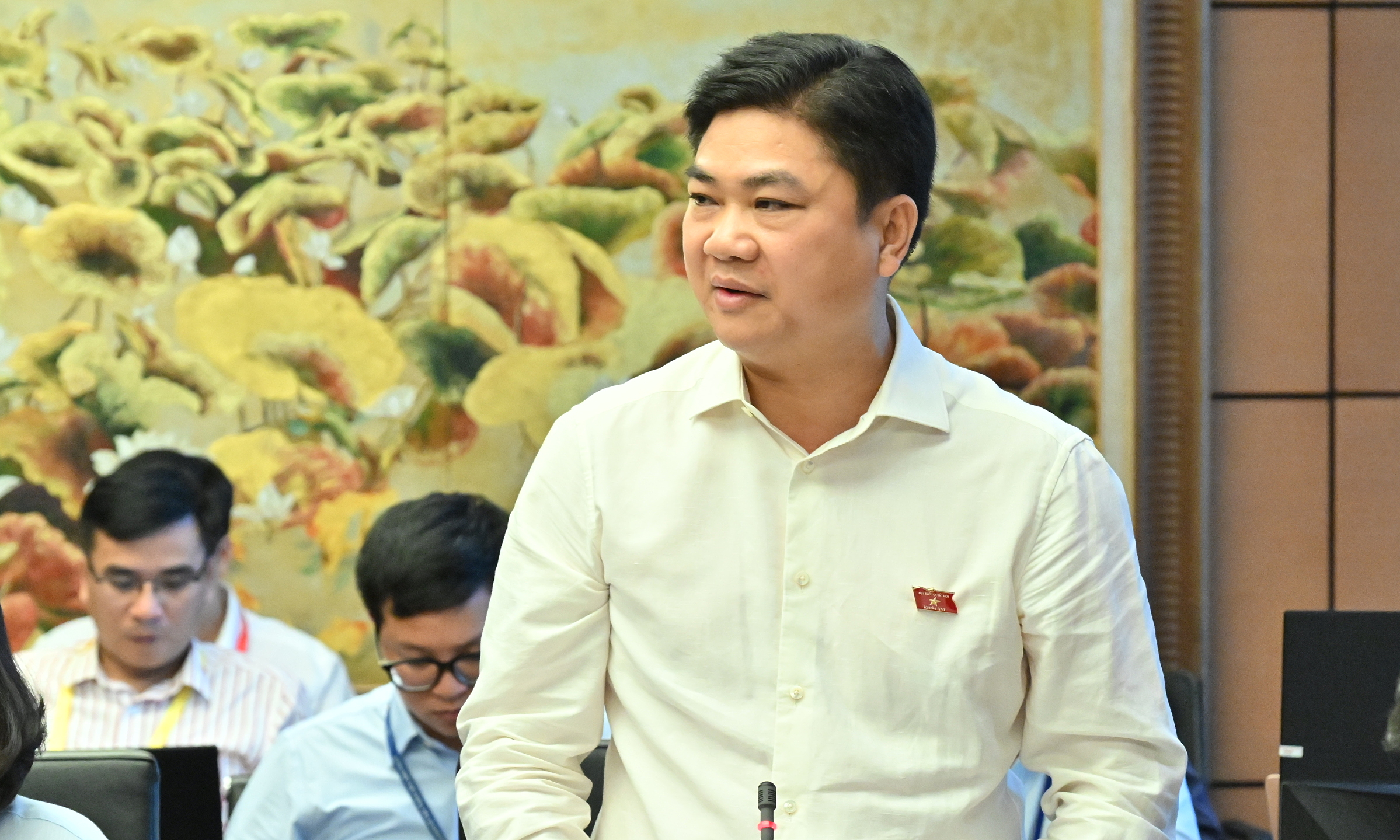 reducing notarization for small transactions, saving time and costs for citizens