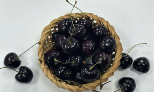 Fruits good for the heart, supporting cholesterol balance