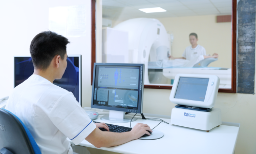 Over 90% narrowing in three heart-supplying arteries