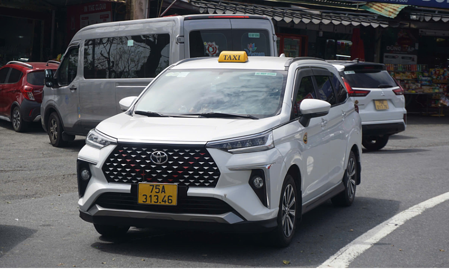 Toyota sales exceed 8,000 vehicles in March