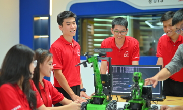 PTIT to train talent in UAVs and autonomous robots