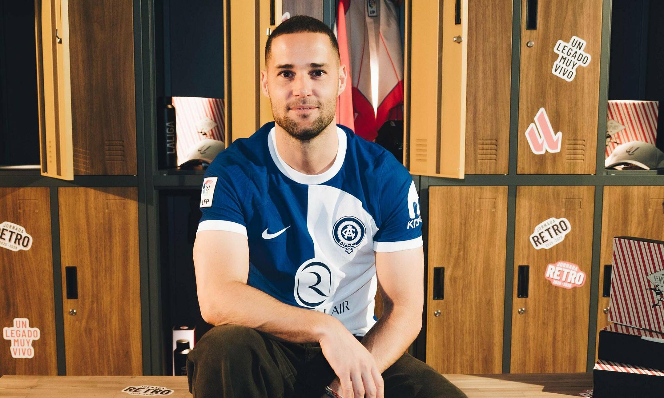 Why do La Liga teams wear classic kits?