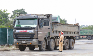 Traffic Police Department clamps down on dump trucks