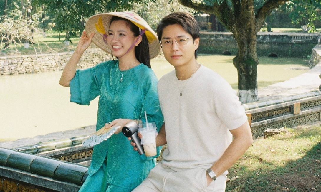 Tang Duy Tan, Bich Phuong publicly dating