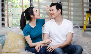 How to prevent hepatitis B when living with an infected person