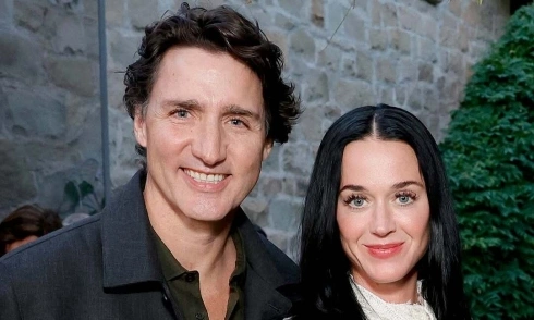 Katy Perry attends event with former prime minister of Canada