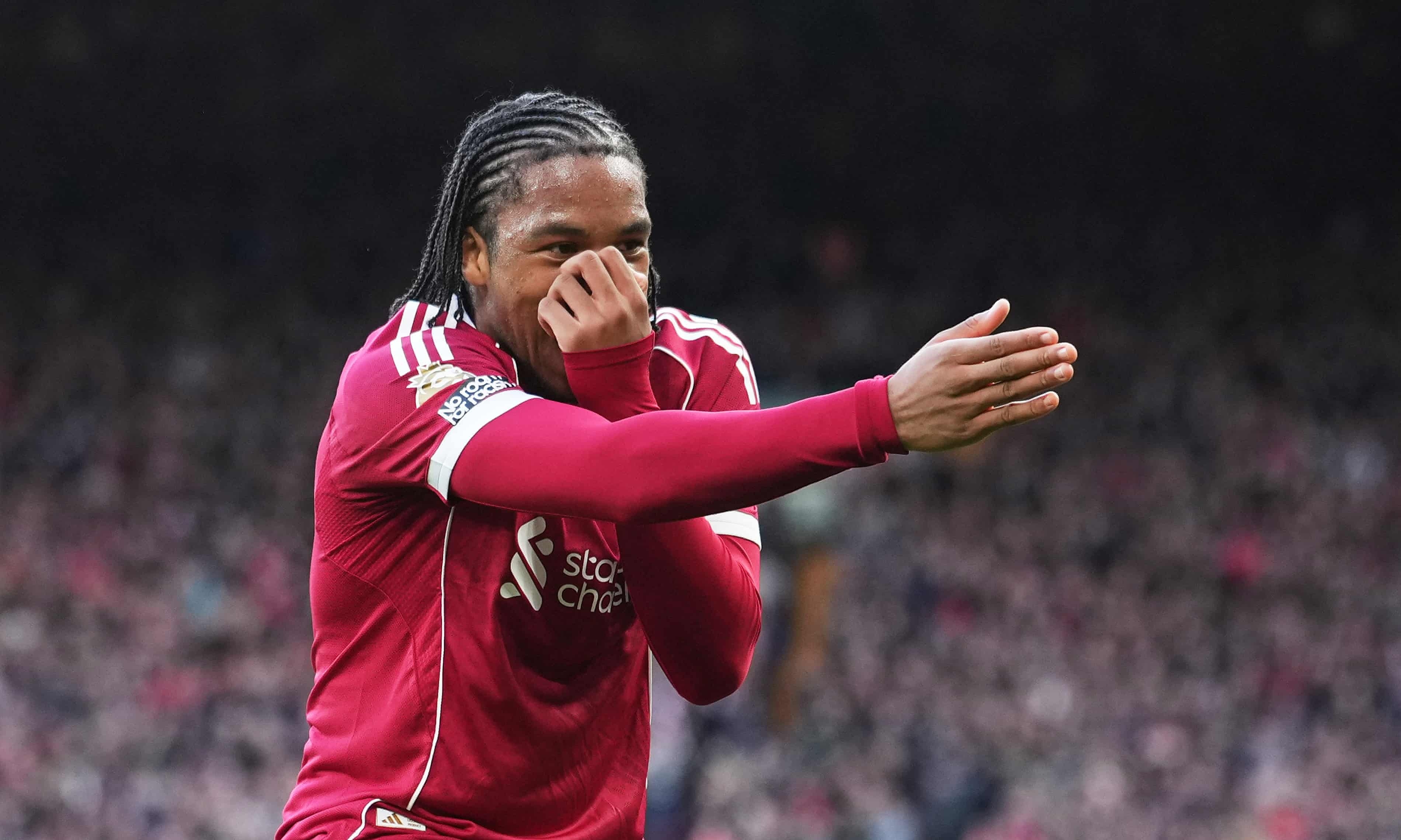 17-year-old striker helps Liverpool find winning streak