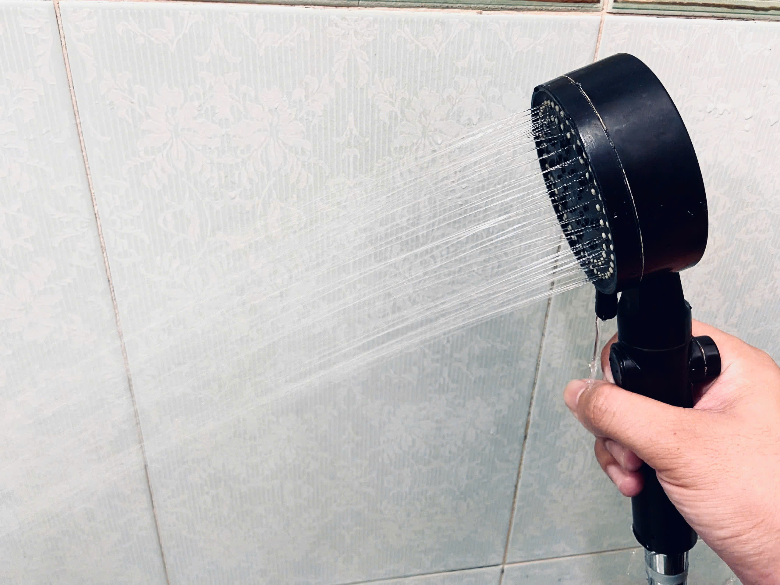 Dizziness during hot showers: a sign of heart disease?