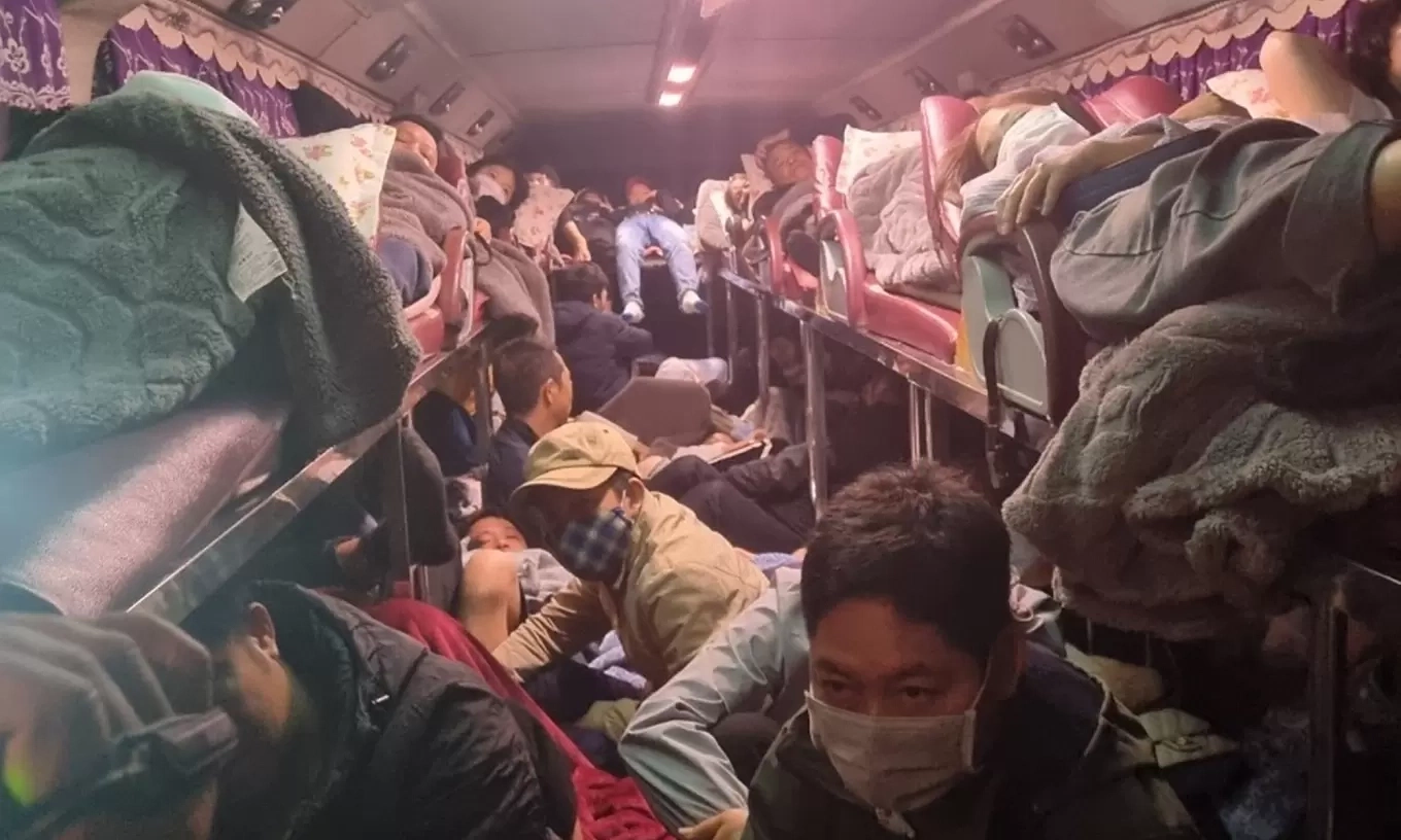 Proposed fines of up to 12 million dong for passenger cars without in-cabin cameras