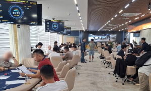 Police raid poker den in 5-star Da Nang hotel