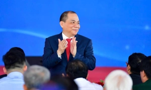 Pham Nhat Vuong's VinSpace expected to launch satellite into orbit by 2027