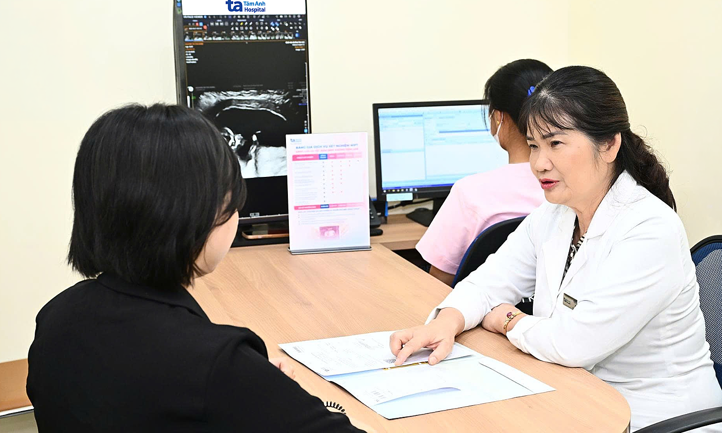 When should cervical cancer screening be performed?