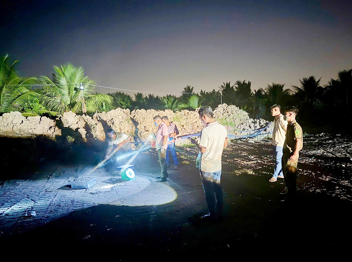 Over 20,000 tons of waste illegally dumped in Ho Chi Minh City and Mekong Delta provinces