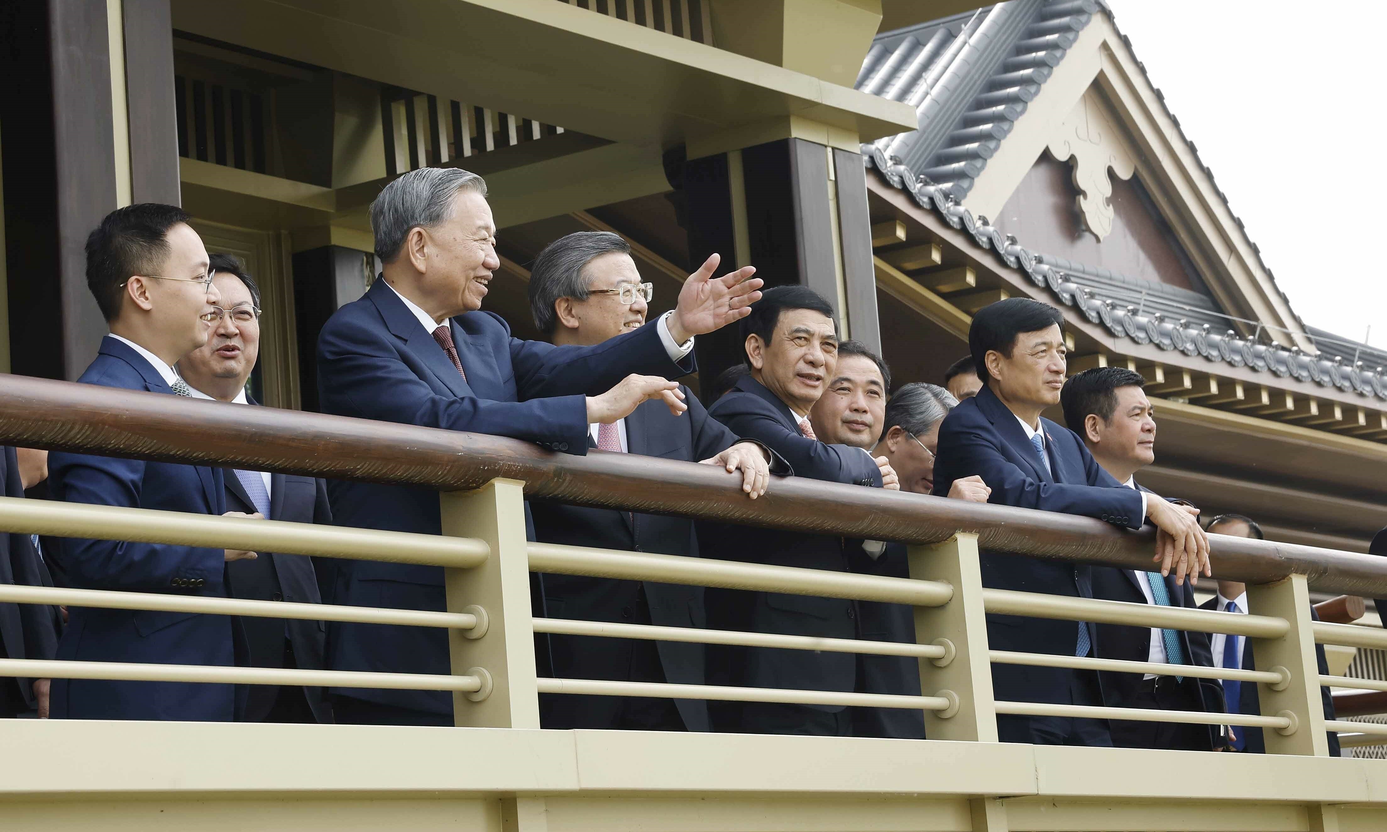 General Secretary and President To Lam visits China's Hung An New Area