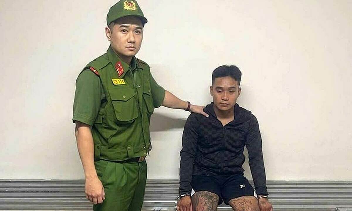 Man fatally stabs former brother-in-law