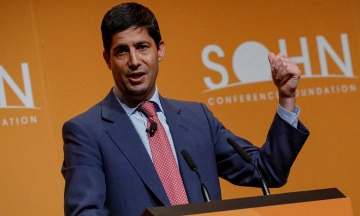 Fed chair candidate holds over 130 million USD