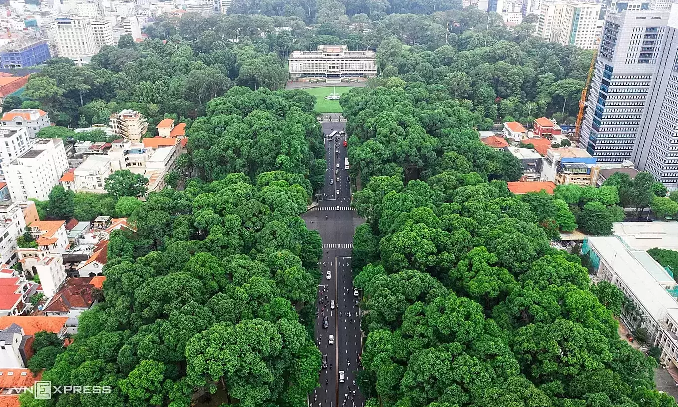 Ho Chi Minh City to artistically illuminate 30/4 Park, Tao Dan Park