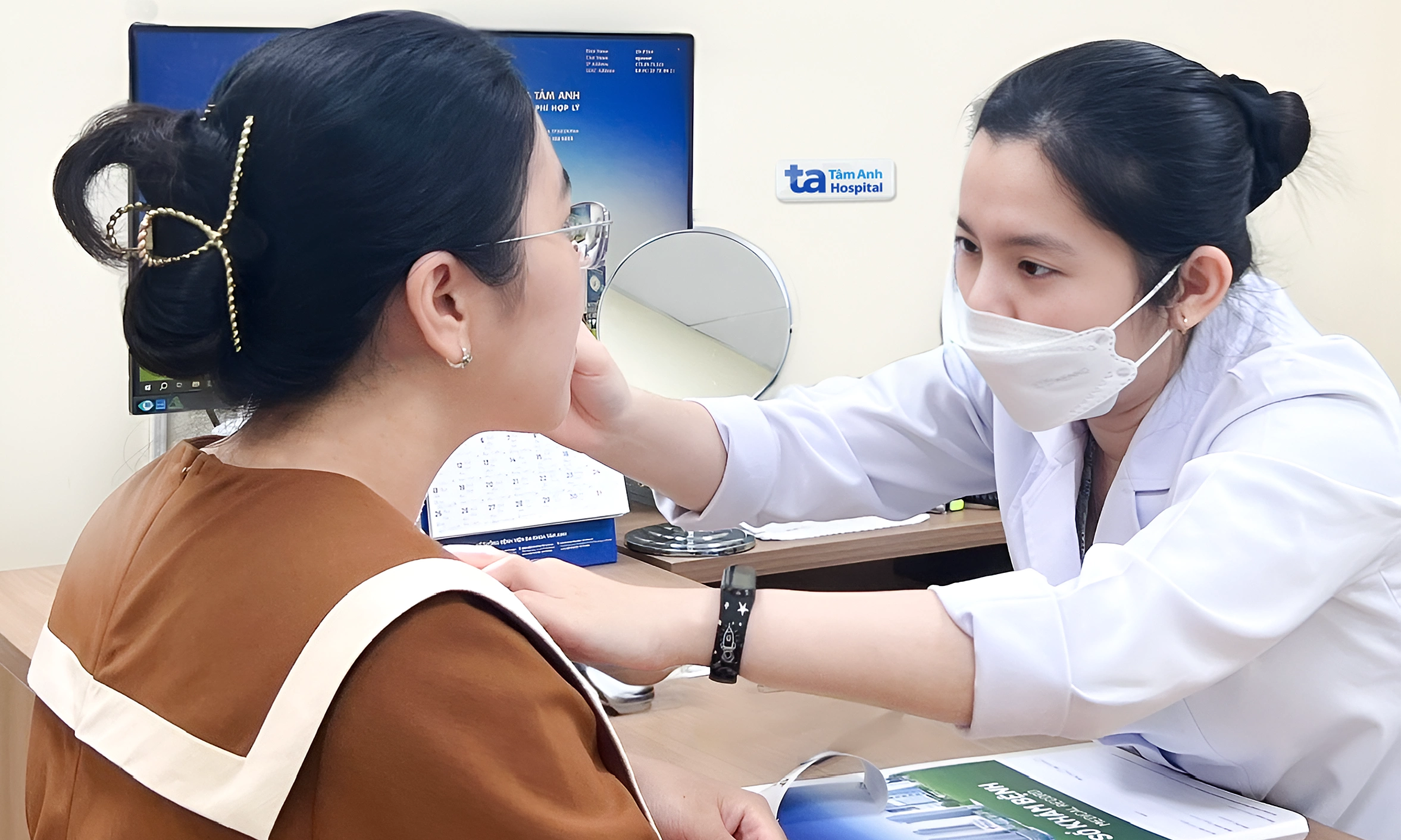 Common skin conditions during hot weather