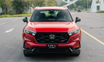 Learn all about the domestically assembled Honda CR-V hybrid in two minutes