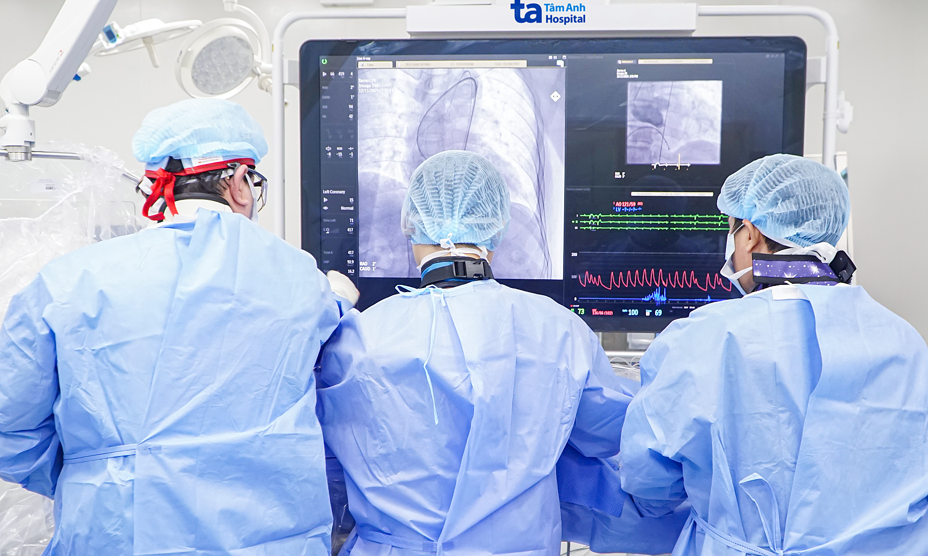 Transcatheter heart valve replacement for 96-year-old woman