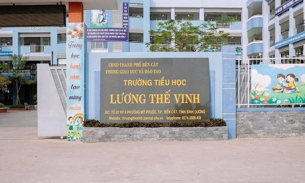 Teacher punishes students by making them self-inject with a syringe