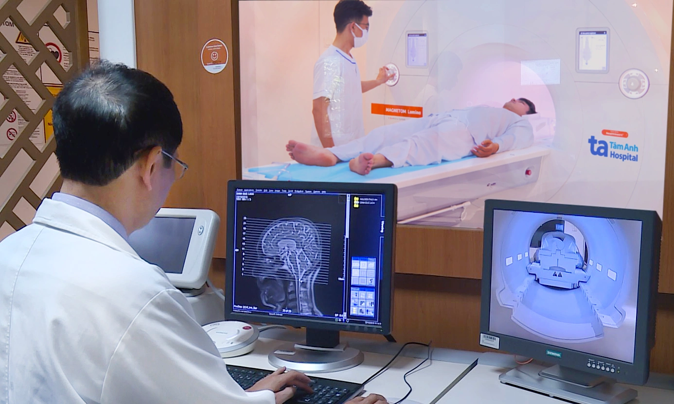 What tests help diagnose transient ischemic attack?