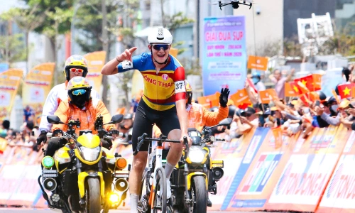 Swiss cyclist secures first stage victory in trans-Vietnam race