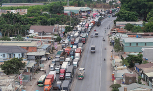 National Highway 51 jammed for 5 km due to road repair barriers