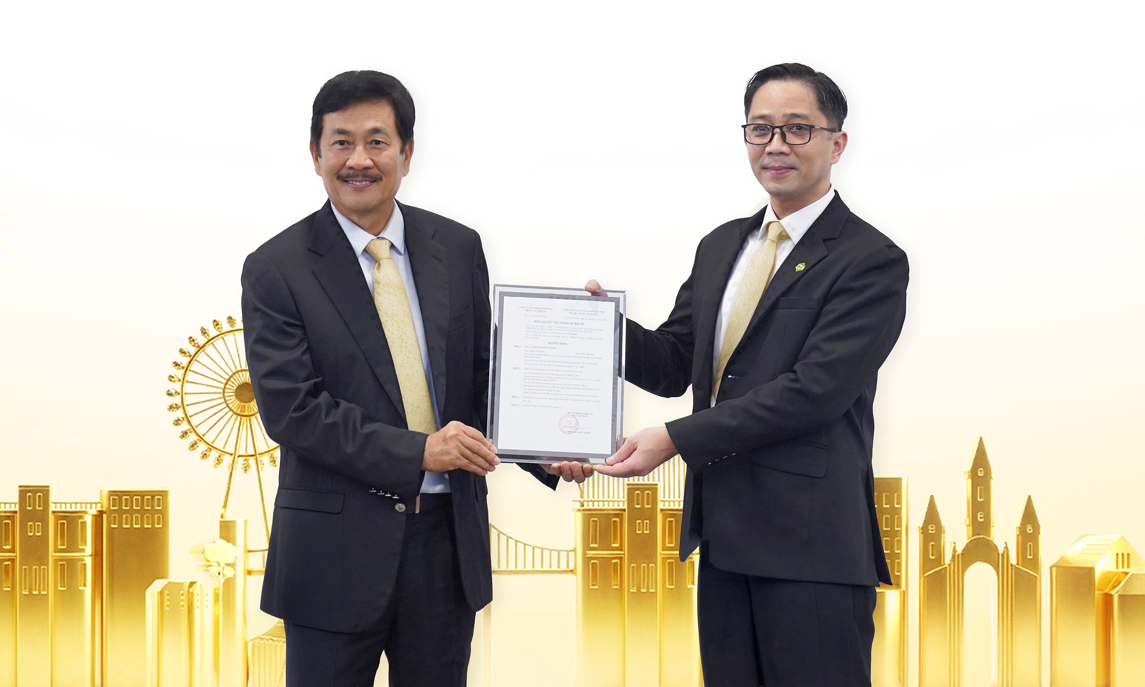 Bui Thanh Nhon hands over NovaGroup chairman role to son