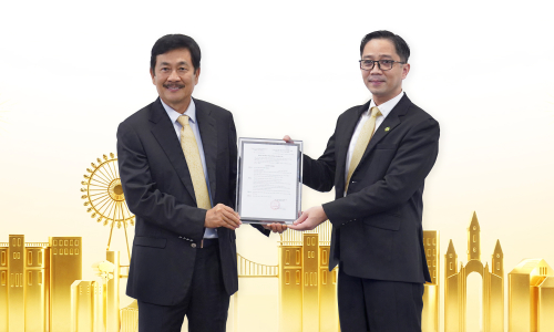 Bui Thanh Nhon hands over NovaGroup chairman role to son