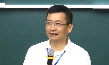 Vietnamese math professor receives prestigious German research award