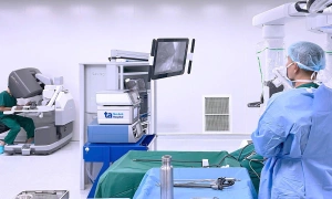 Is limb weakness at the end of the day a sign of thymoma?