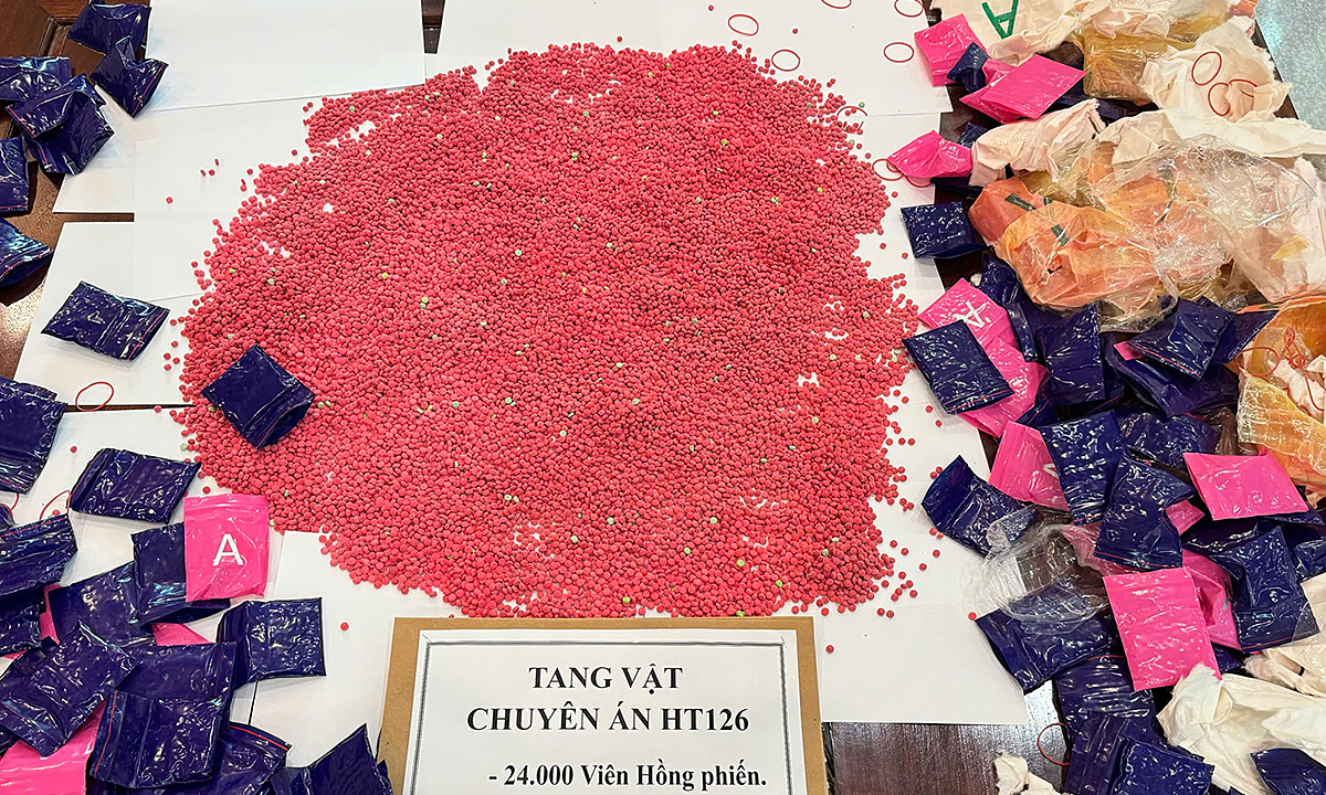 Billions-worth drug shipment intercepted at border