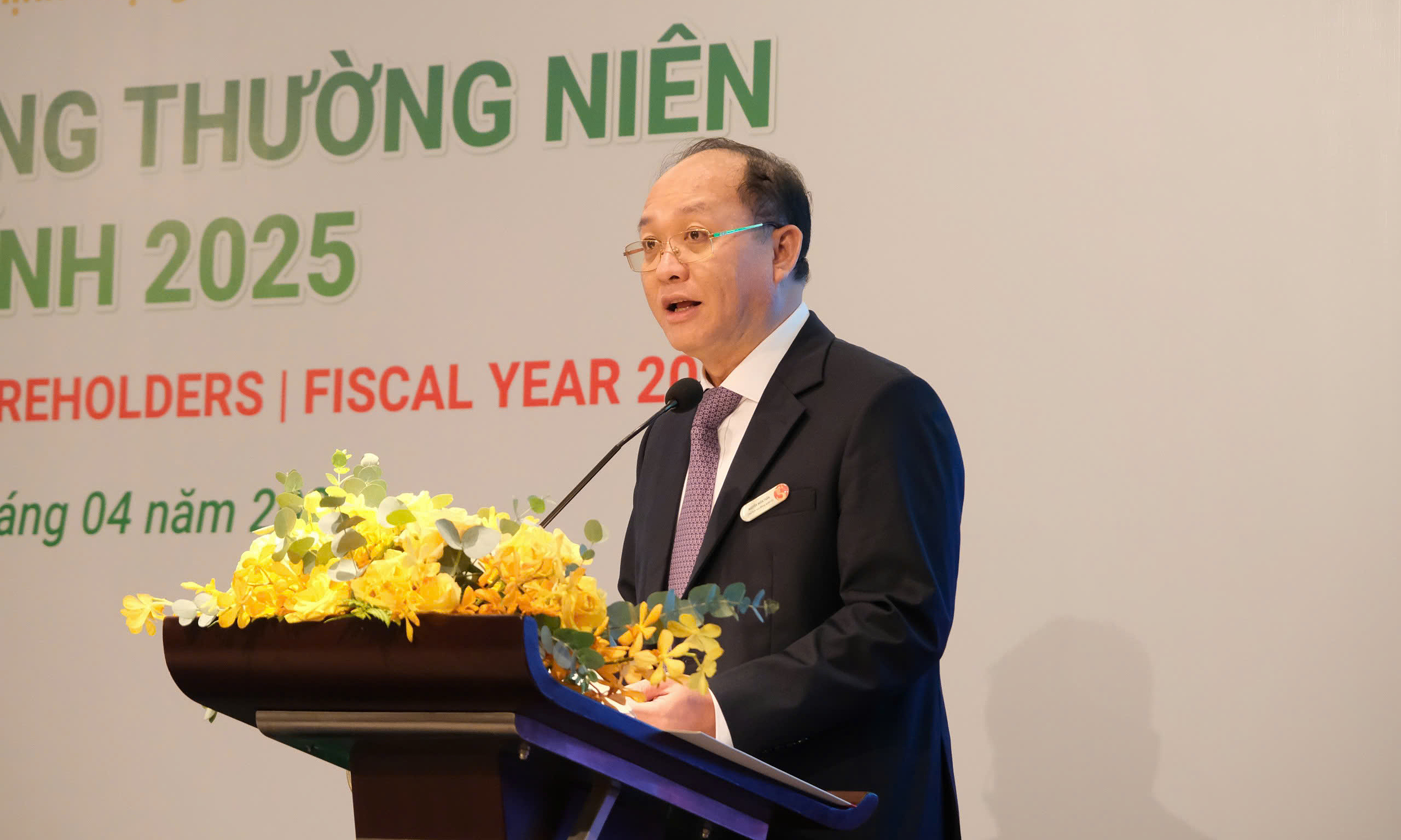 Rong Viet chairman highlights capital challenges for independent securities firm