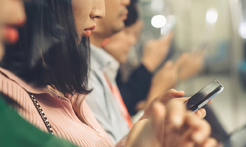 Seven habits silently destroying your life