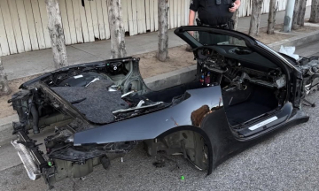 Porsche 911 stripped bare on Los Angeles street