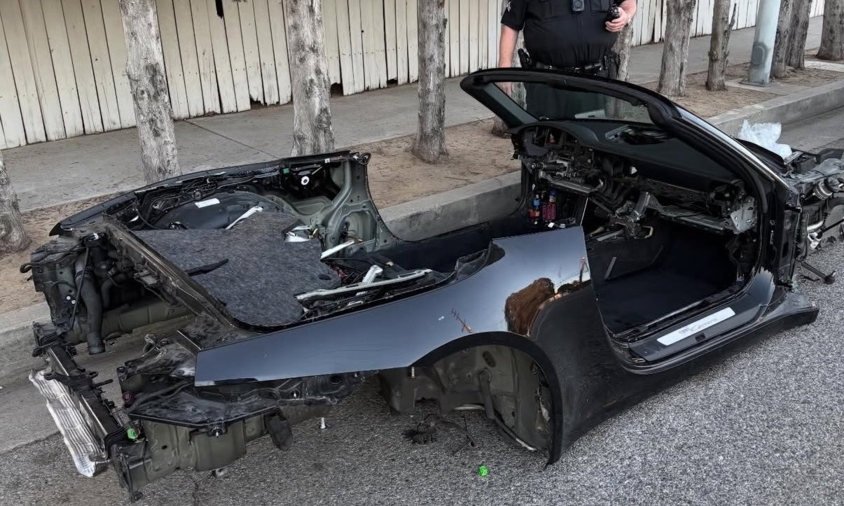 Porsche 911 stripped bare on Los Angeles street
