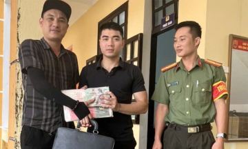 Man finds bag with 350 million VND while jogging