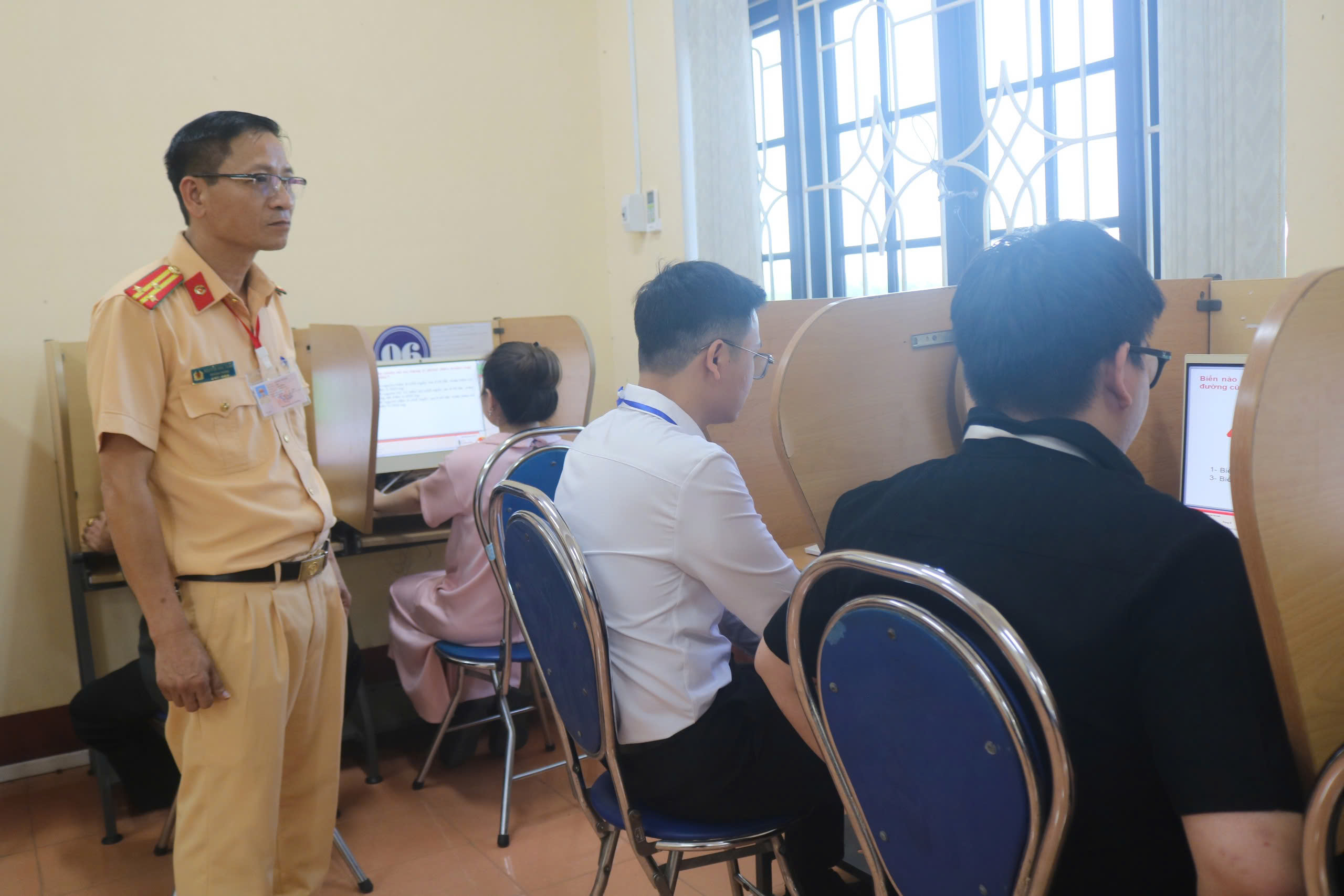 Driving test candidates to watch accident videos starting May