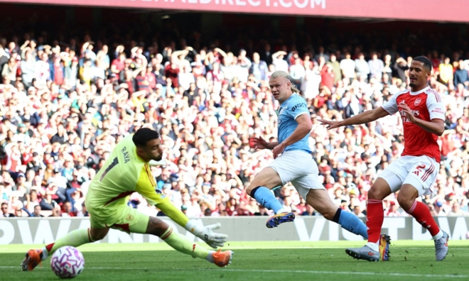 Neville: 'Arsenal must balance emotions when facing Manchester City'