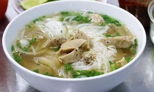 Is combining breakfast and lunch advisable?