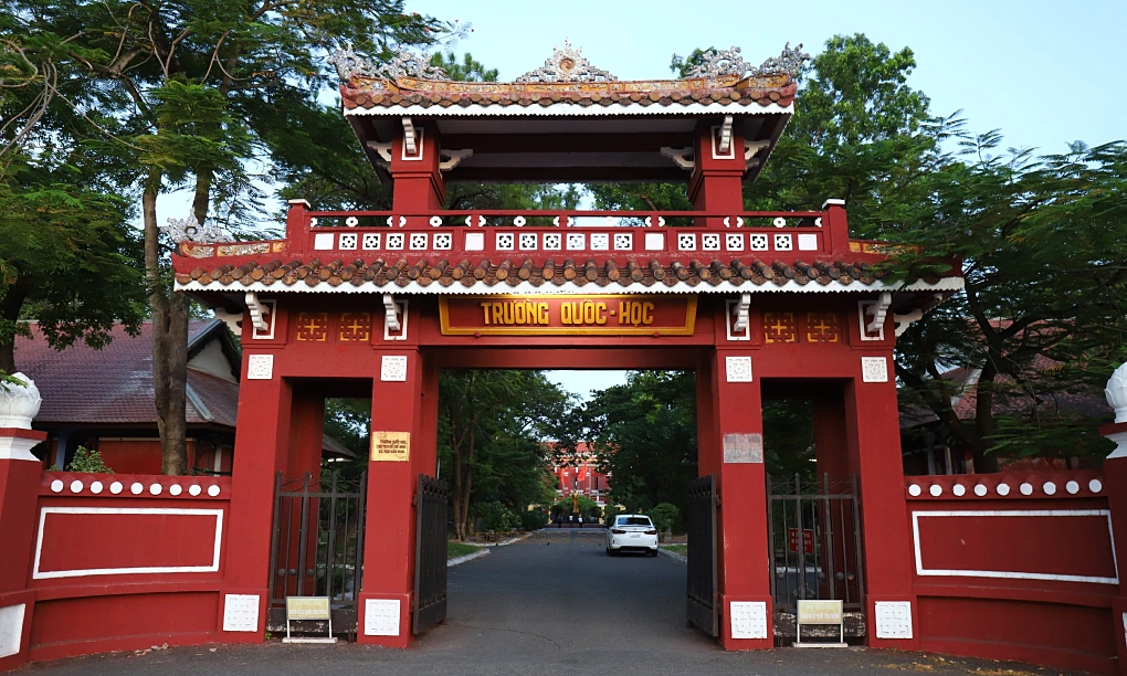 Iconic landmarks on the VnExpress Marathon Hue 2026 course