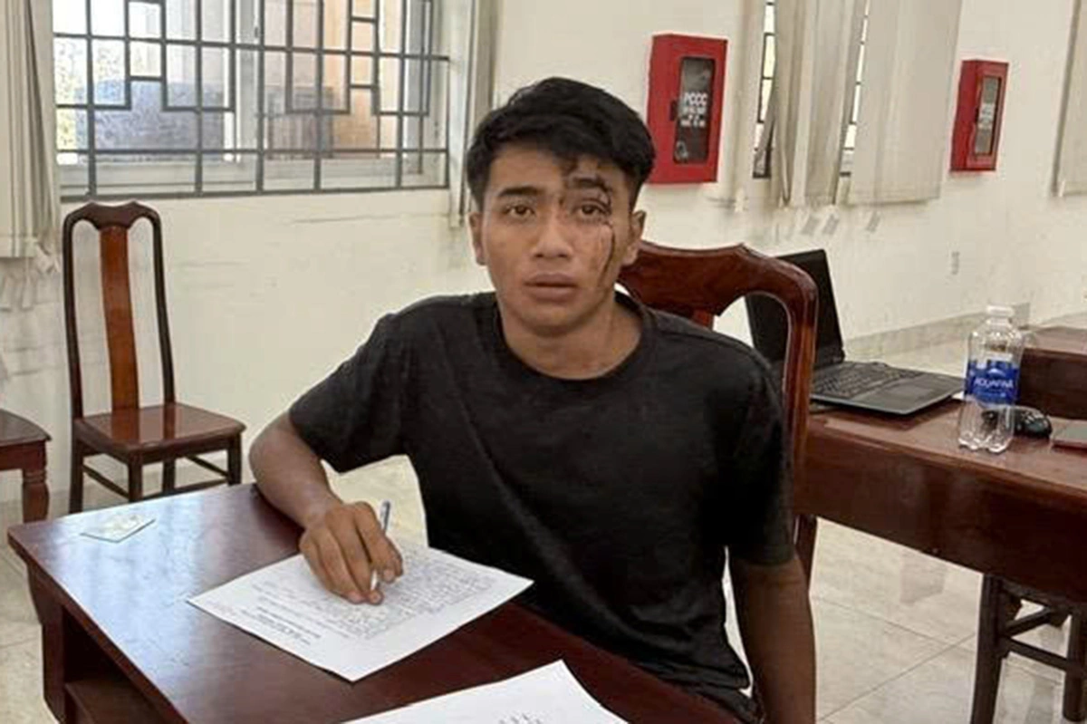 Youth 'steals car but doesn't know how to drive' arrested