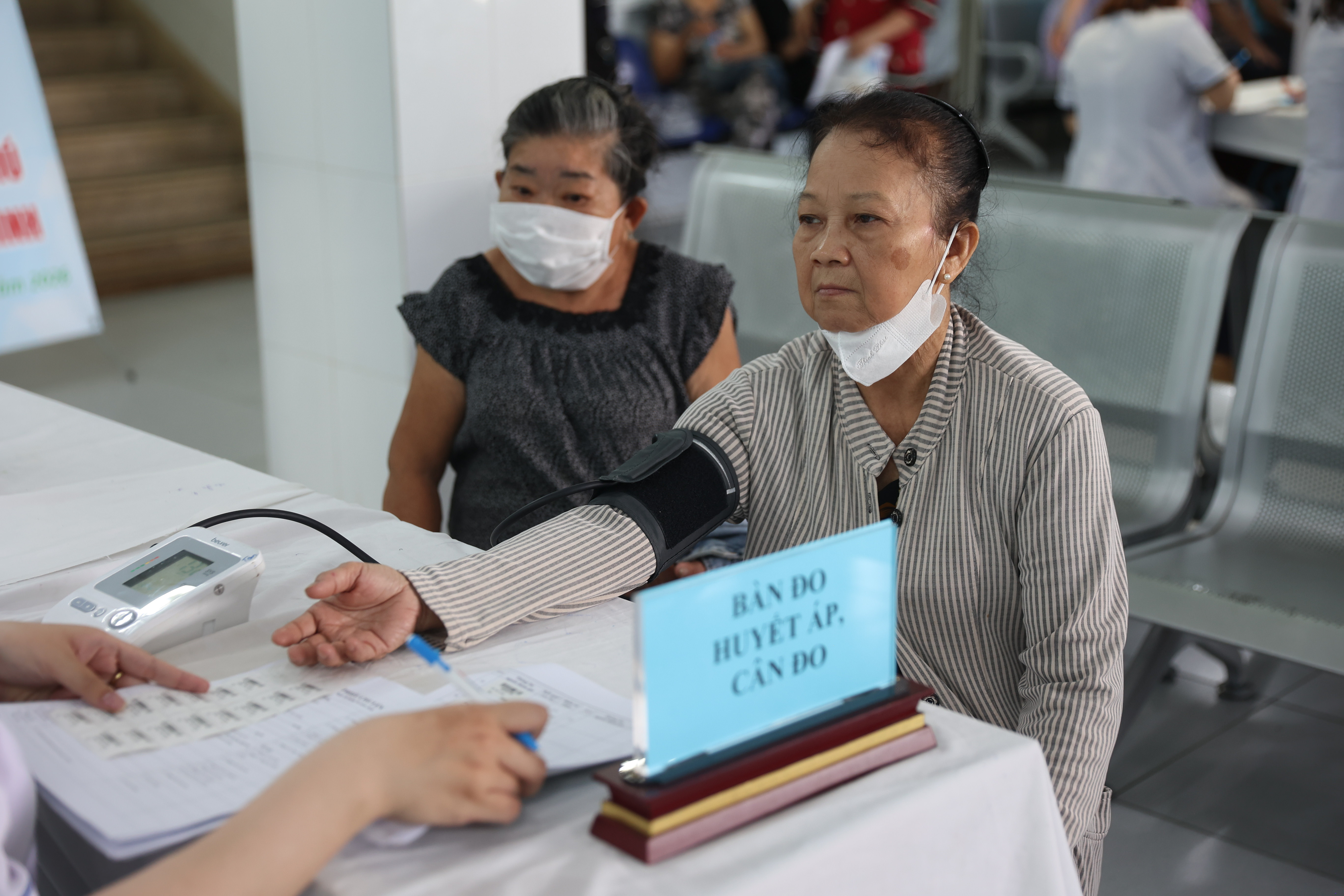 Chronic disease treatment costs burden health insurance fund