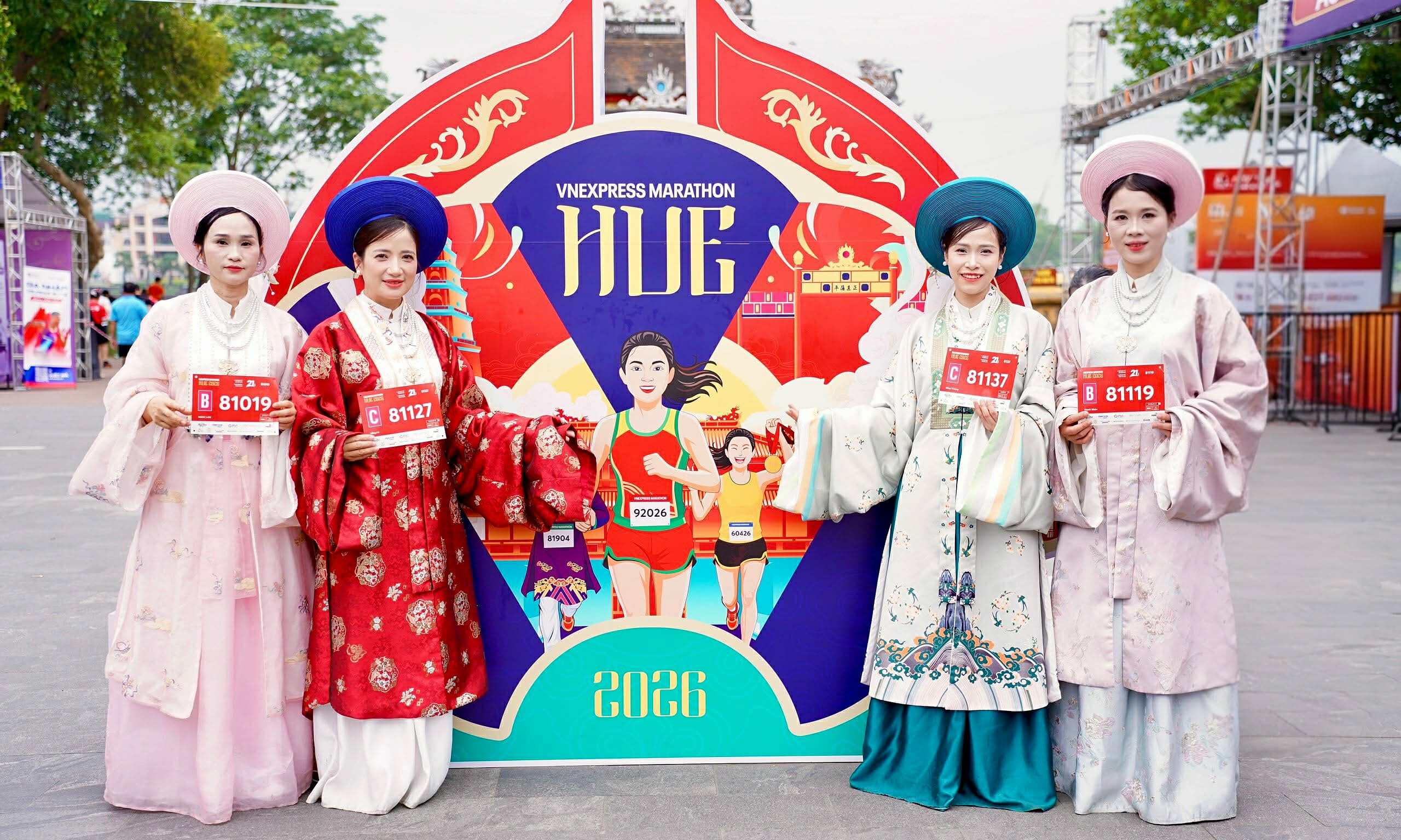 Female runners showcase grace ahead of VnExpress Marathon Hue