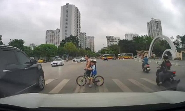 Many car drivers threaten pedestrians